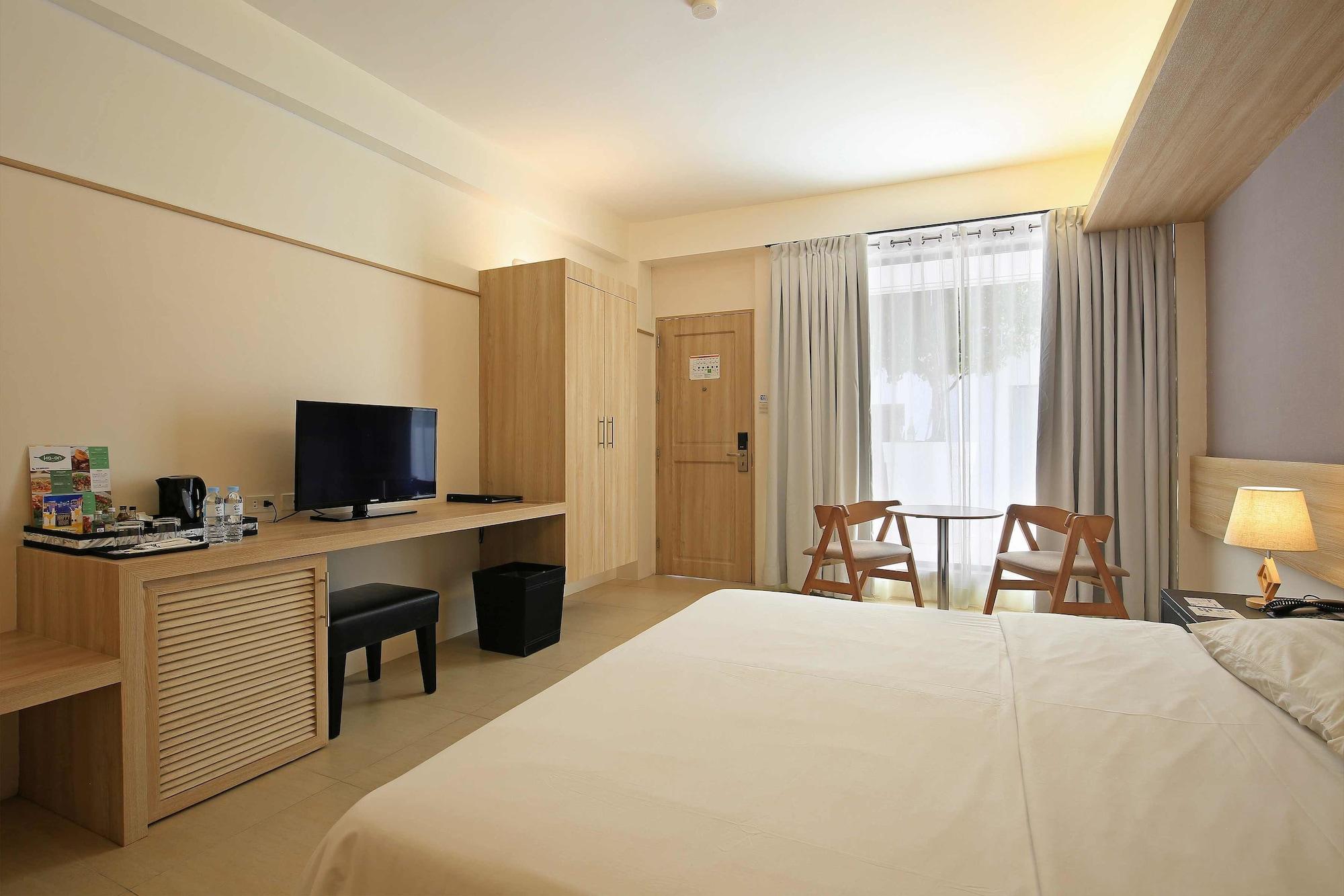 The Tides Boracay 4*